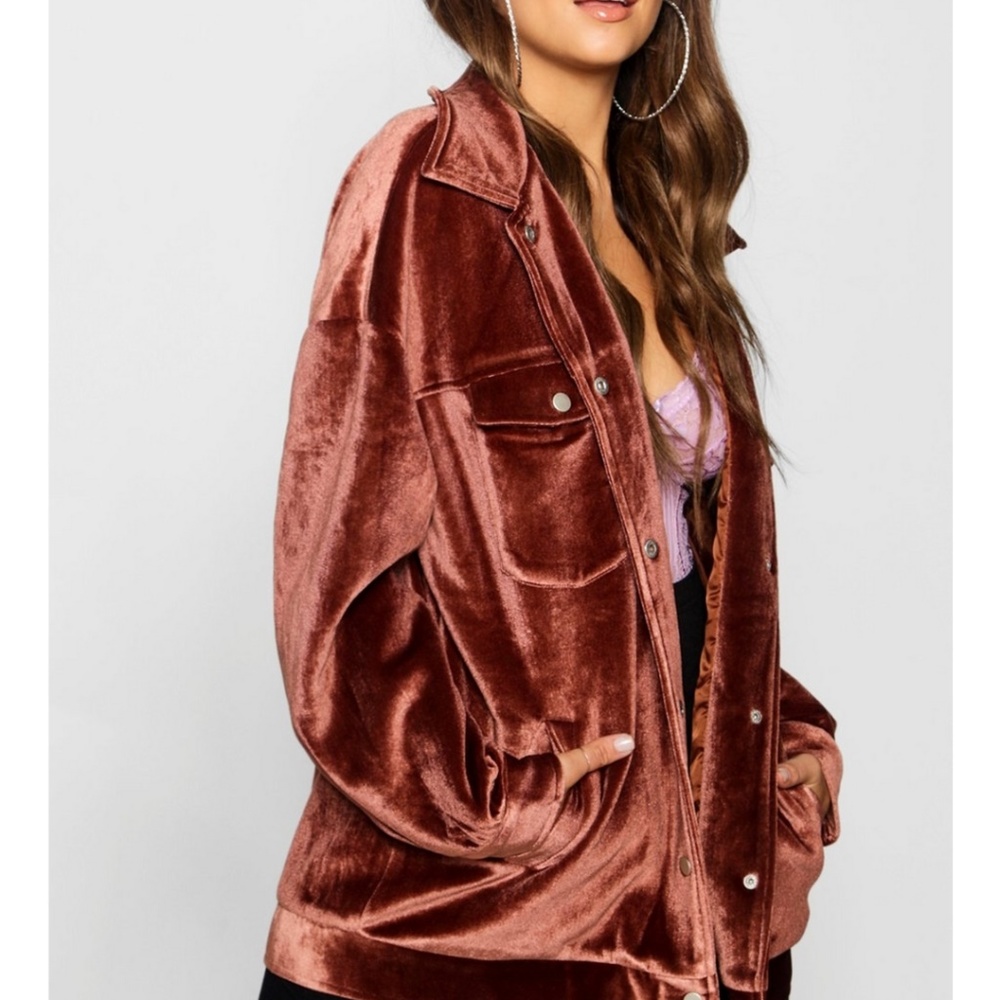 Boohoo - Oversized Velvet Trucker Jacket